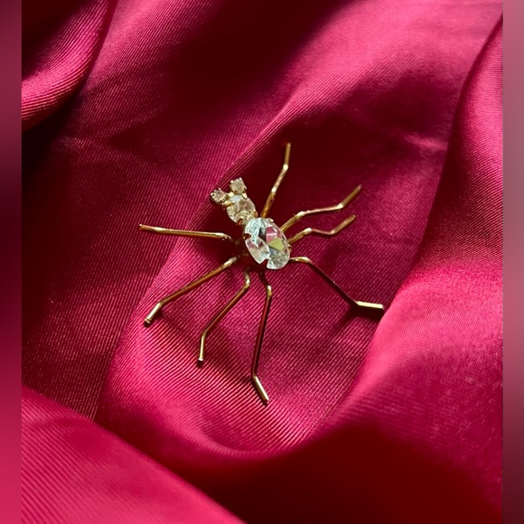 Vintage Jewelry - Vintage Spider Brooch